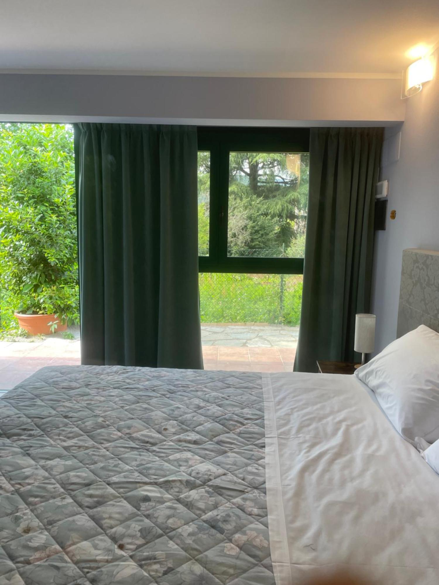 Locanda Dell'Oca Bianca Como Kültér fotó